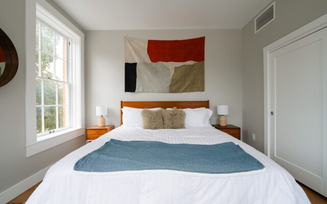 Western 1924 Luxury Lofts