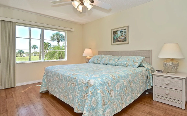 Bay Tree Club 106 by Vtrips