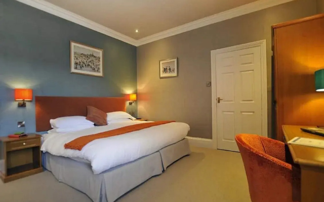 Ardington Hotel