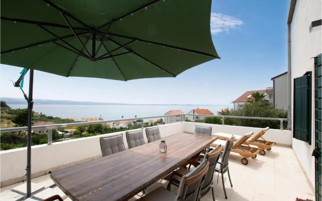 Holiday home Podstrana 5