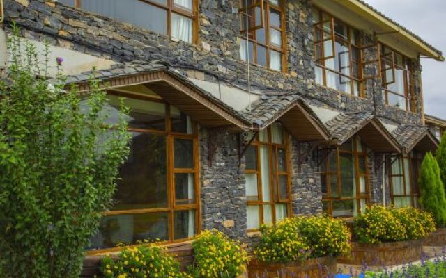 Puzhehei Mingsu · Mountain View Sunset Hotel (Puzhehei Scenic Area Qinglongshan Branch)