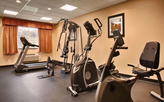 Days Inn & Suites by Wyndham Sam Houston Tollway
