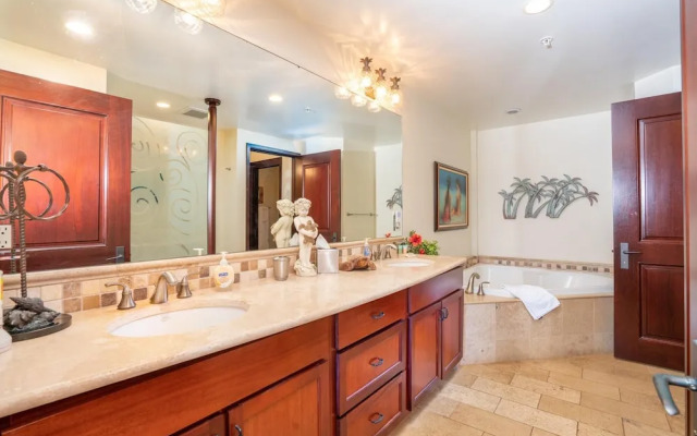 Waipouli Beach Resort E-406
