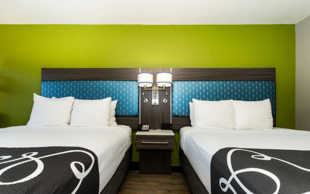 SureStay Plus Hotel by Best Western Point Richmond