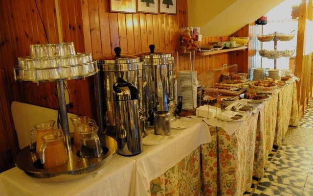 Hotel Roya