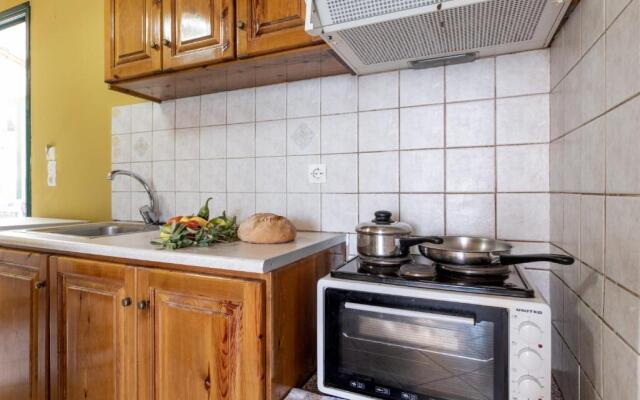 Apostolos Apartment 6