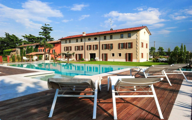 Belvivere Suites