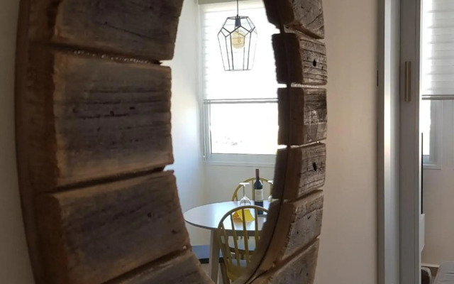 אורנס פלייס-Oren's Place