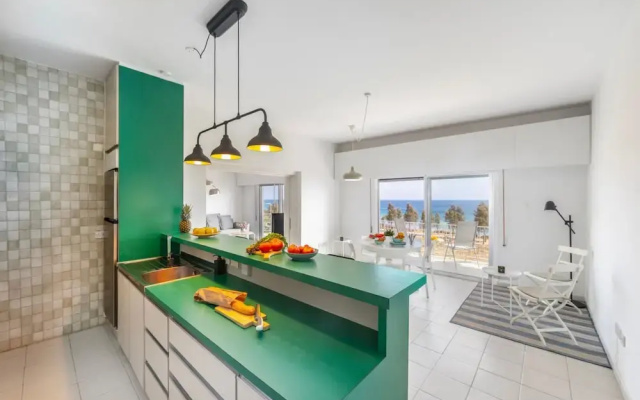 Protaras H2O Seafront Suite