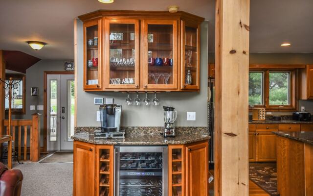 Ambrosia 6 Bedroom House