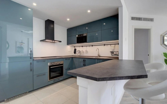 Albatross Hills, La Campana