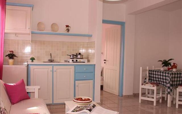 Elina Apartments