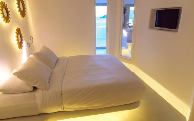 Allure Breeze Suites