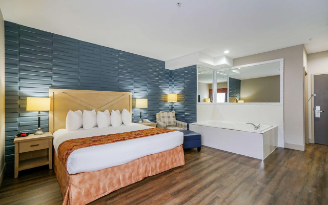 Best Western Peace Arch Inn