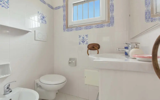 2335 Villetta Ada by Barbarhouse