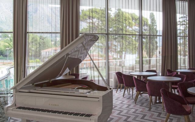 Sheraton Dubrovnik Riviera Hotel