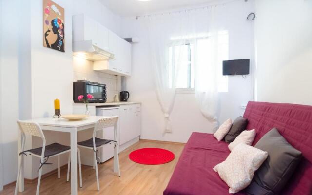 Aristotelous street small apartment