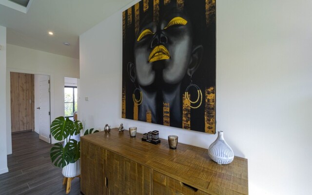 Modern 3 Bedroom Private Pool Villa -ML7