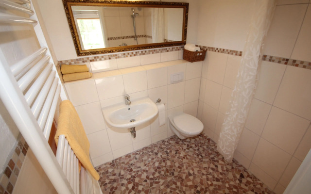 Wegekaten - Ferienwohnungen unter Reet