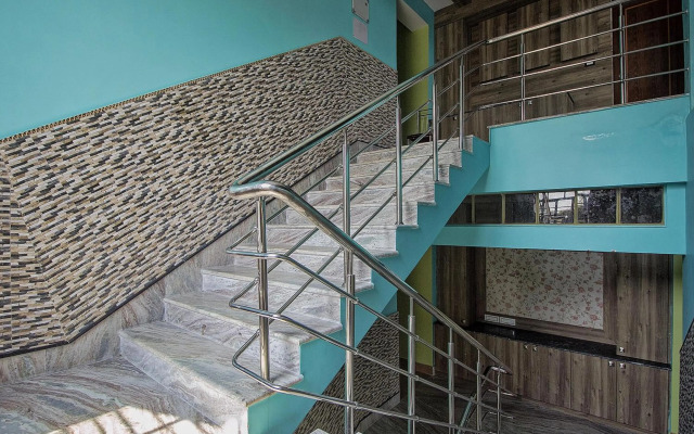 OYO 14795 Hotel Priyanshu