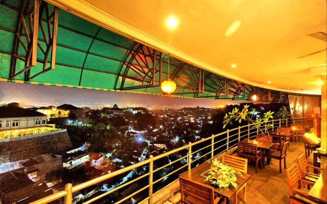 Candiview Hotel