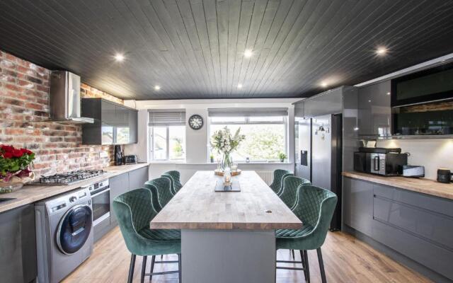 7 Argyle Terrace
