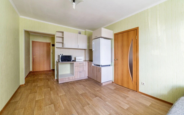 Komsomolskaya 15 - 46