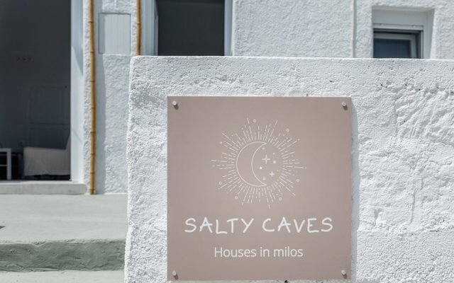 Salty Caves Apartments Milos