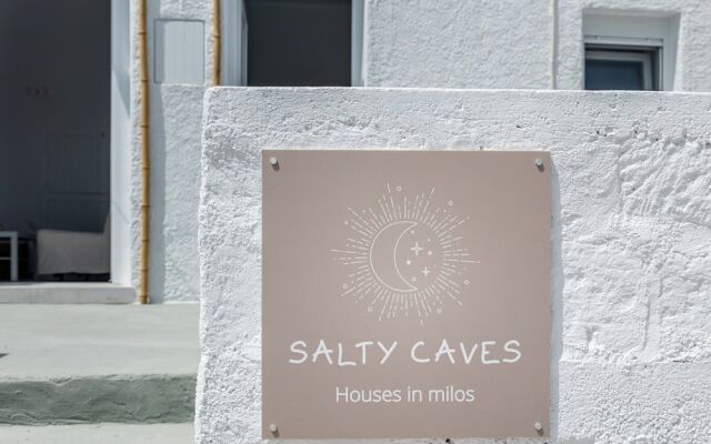 Salty Caves Apartments Milos