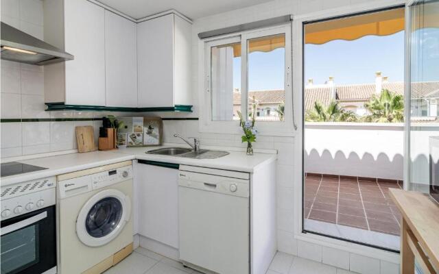 DN11-2 bedroom apartment close to Puerto Banus