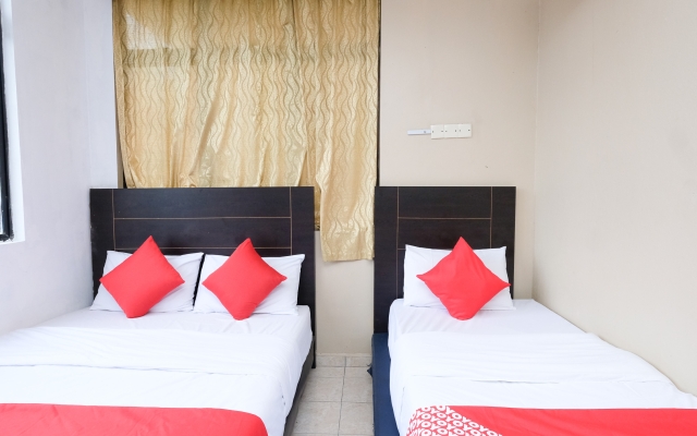 OYO 717 MR J Hotel Wakaf Che Yeh 2