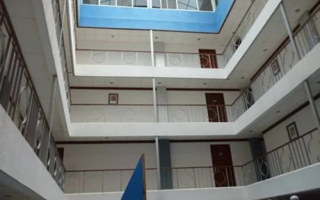 Hotel Q