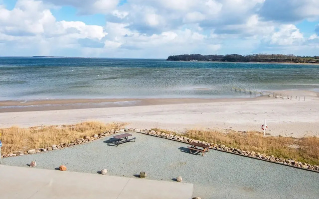 6 Person Holiday Park Home in Hejls