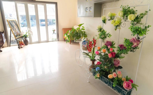 Lotus Suite Hua Hin