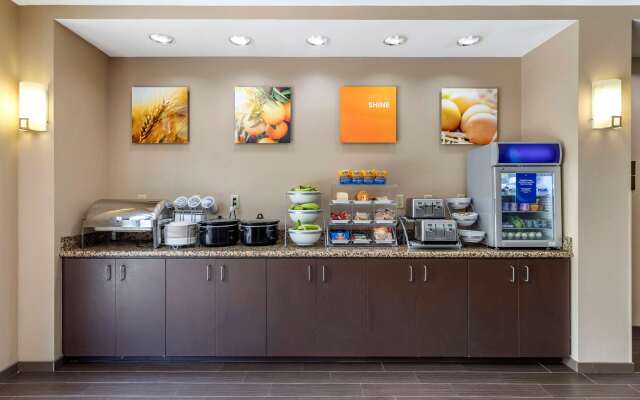 Comfort Suites Manchester