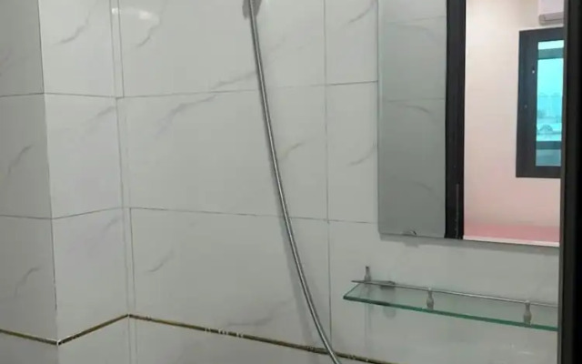 Hera West Lake Apartment