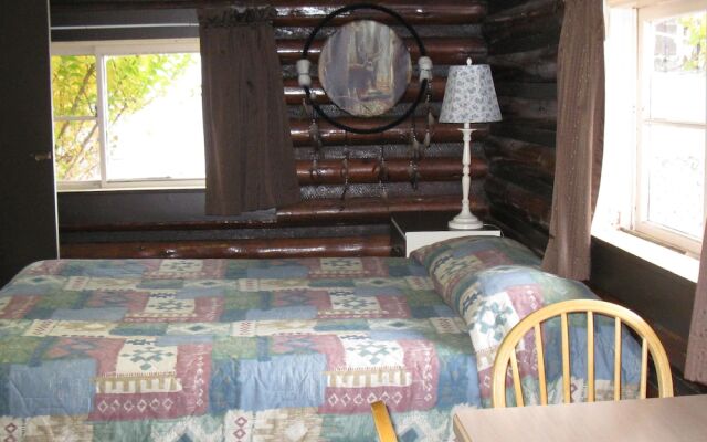 Riverside Cabins