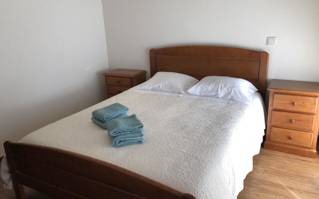 House With 3 Bedrooms in Esposende, With Terrace