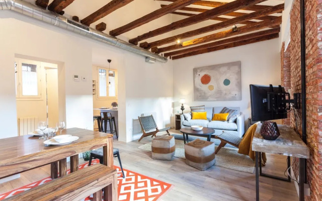 MIT House The Barn69