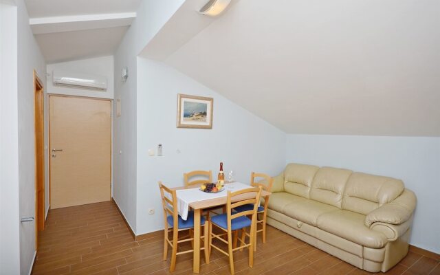 Apartment Ana