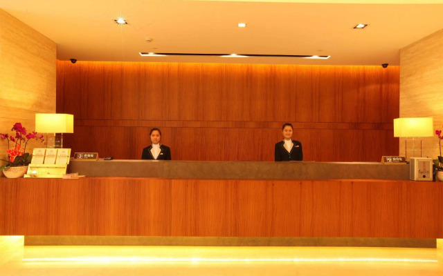 The L.A.Hotel