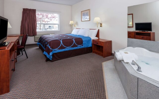 Super 8 Edmonton West