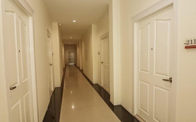 Nida Rooms Sukhumvit 105 Piman