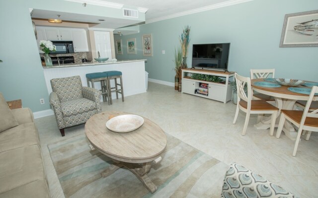 Magnolia House 606 1 Bedroom Condo by RedAwning