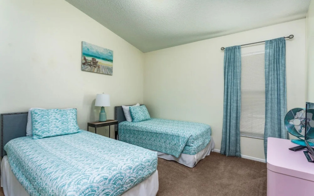 Hampton Lakes-RU961