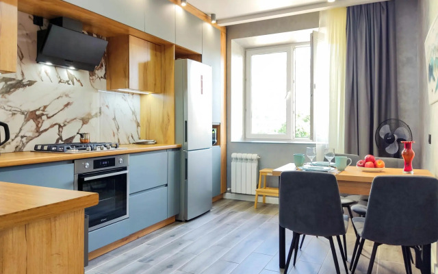 Апартаменты на улице Эшкинина