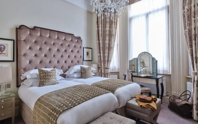 The Apartments by The Sloane Club