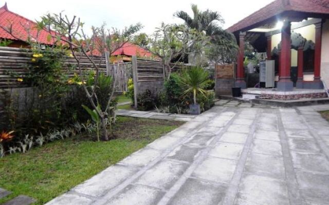 Pondok Shindu Guest House