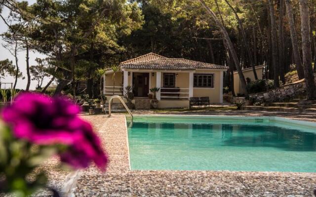Azzuro Beach House