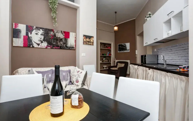 American Uni 2Br Lovely Apt